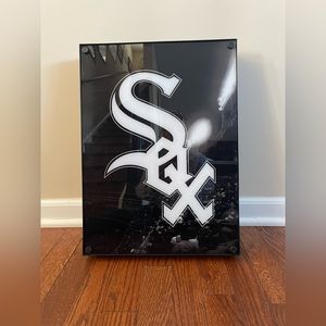 Vintage Chicago White Sox Wall light. Never used. Still in original box.